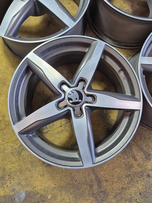 4 Jante Aliaj 5x112 17'' Skoda Octavia Superb Karoq Kodiaq Yeti 7.5J ET 37 !