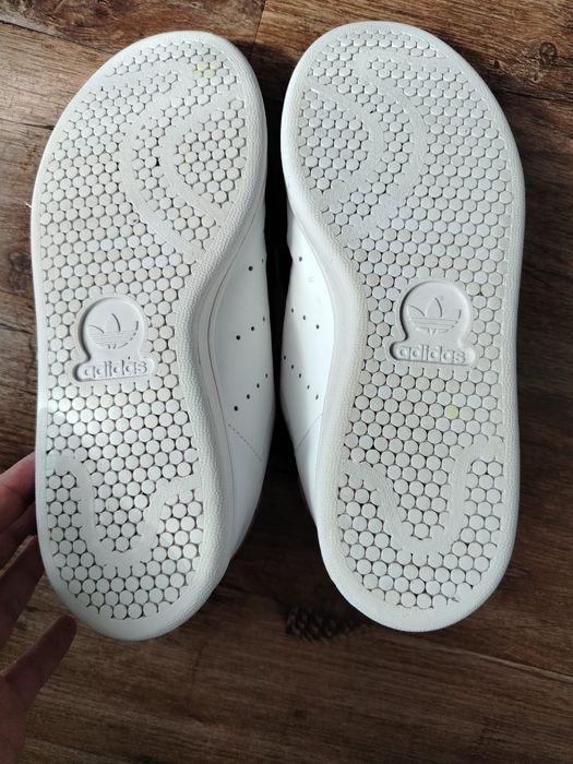 Adidasi adidas Stan Smith  originali marime 37.5 buni si la un 37