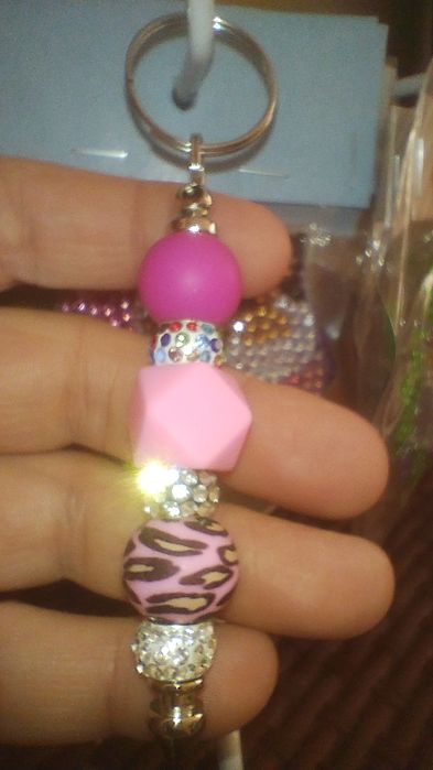 Ключодържатели със силиконови мъниста