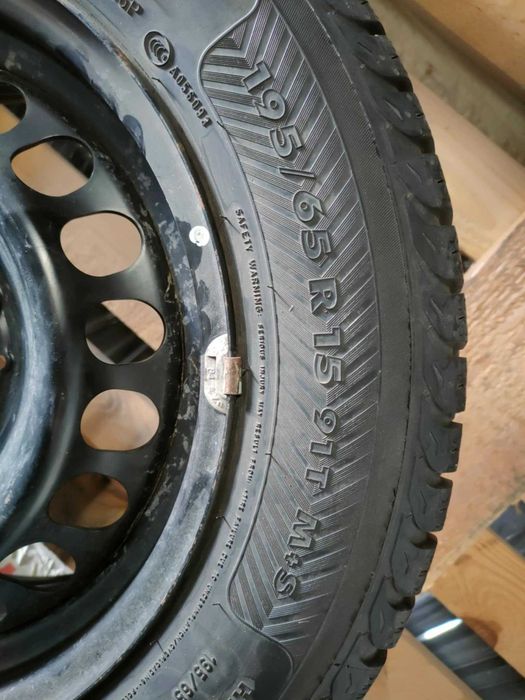 Автомобилни гуми