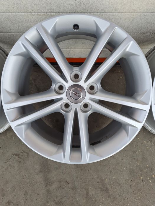 Оригинални джанти за ОПЕЛ OPEL R18 5x120 ET42 8J