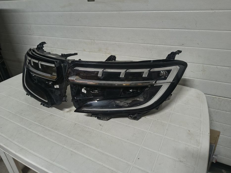 Far dreapta și stânga Renault austral sau Espace 6 cod 260103381R, 260606388R