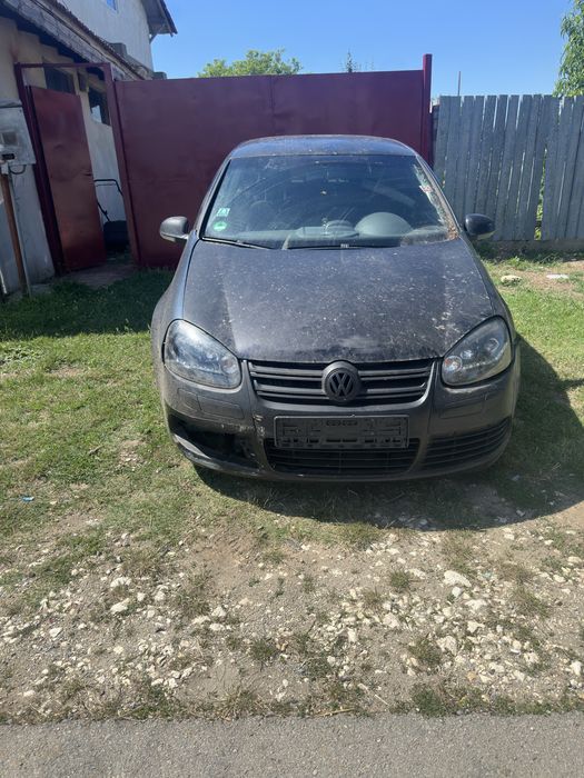 Golf 5 1.6 102кс