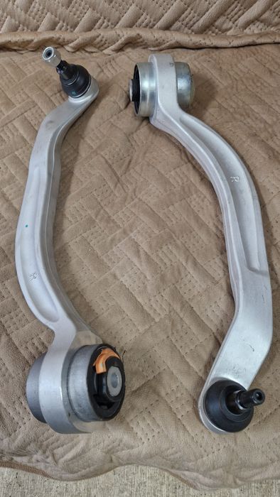 Продам рычаги на ауди с5 алроуд 1 поколения.