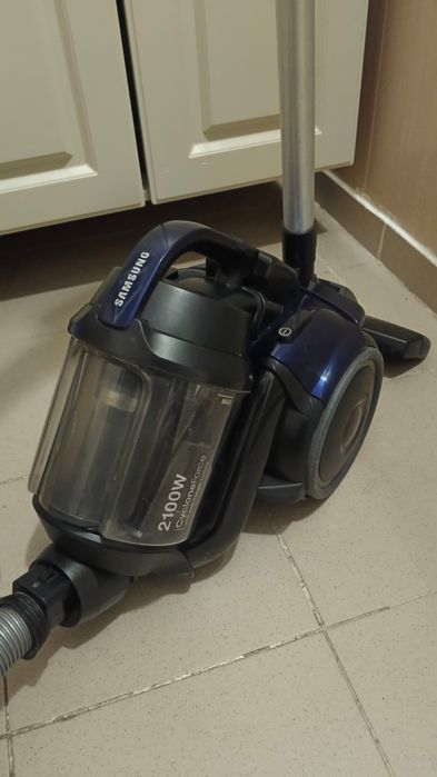 Пылесос Samsung 2100w
