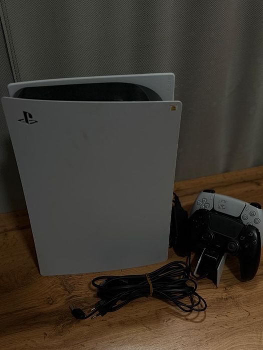 PlayStation 5 — отличное состояние!