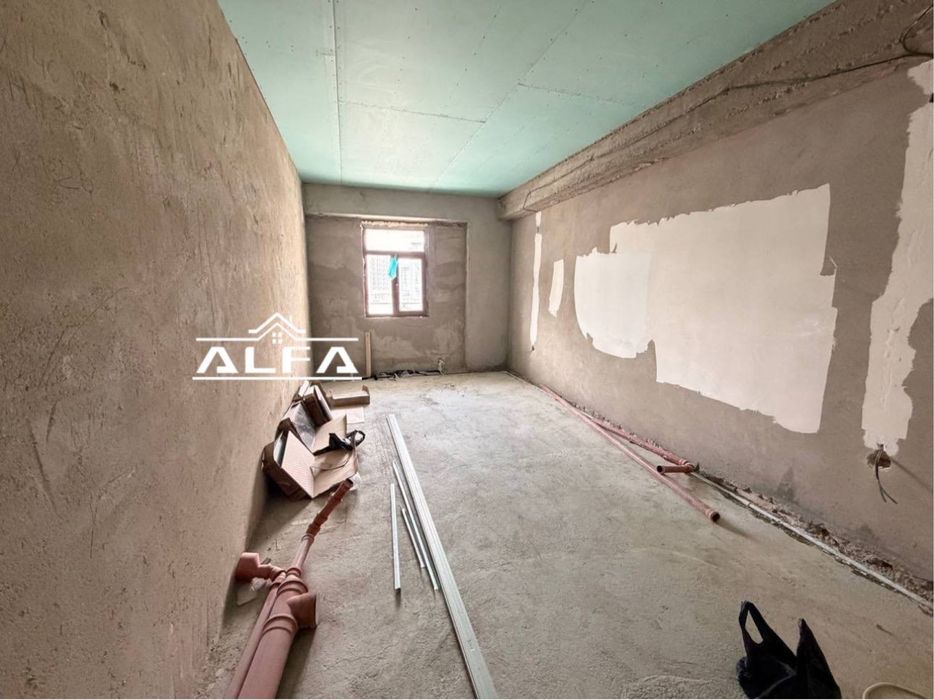 2 xonali 80m2 3-qavat kvartira sotiladi #2x