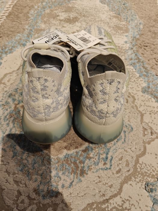 Yeezy Boost 380 nr 42 2/3