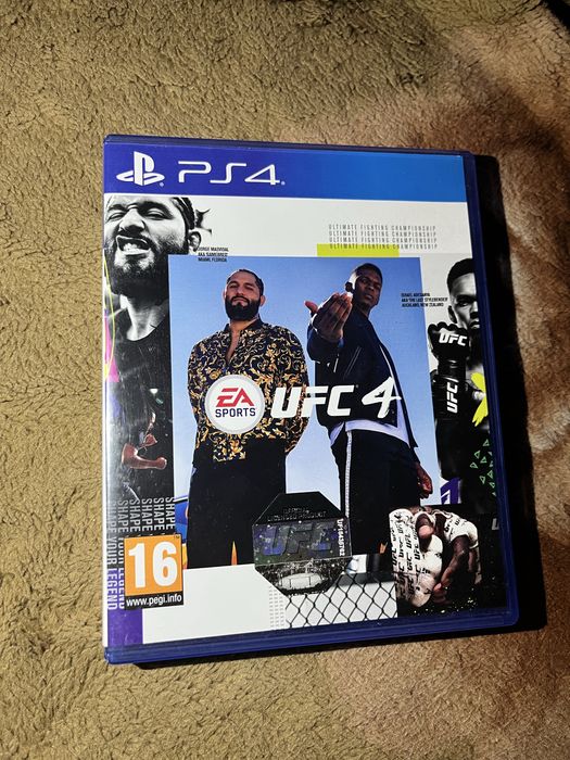 Продаю Playstation 4 slim 500gb