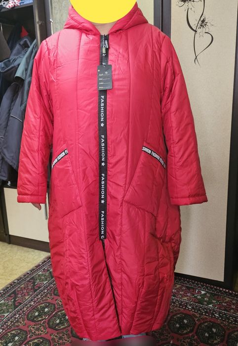 Продам куртку новую