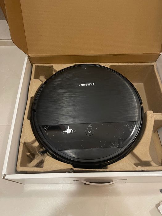 Робот прахосмукачка Samsung POWERbot-E VR500 / VR5000