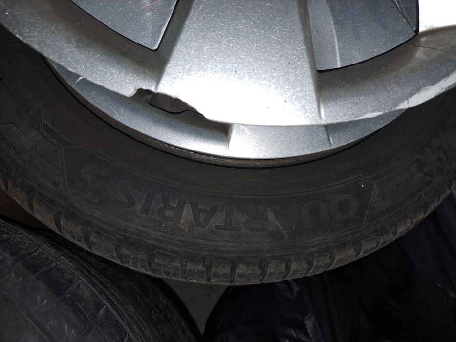 Roți cu anvelope de iarnă renault