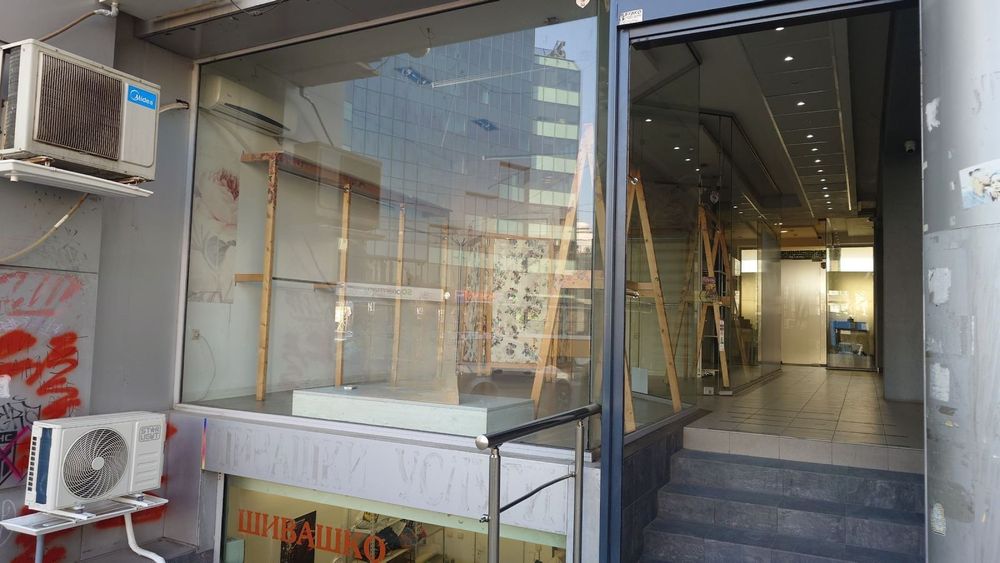 Дава се под наем Магазин в София, Център - 27 кв.м за 847.62 € - Снимка #5