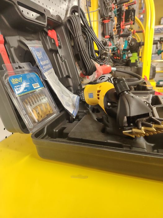 Ubay birentidan qo'y junini oladigan mashinka rassiya uchun ishlab chi