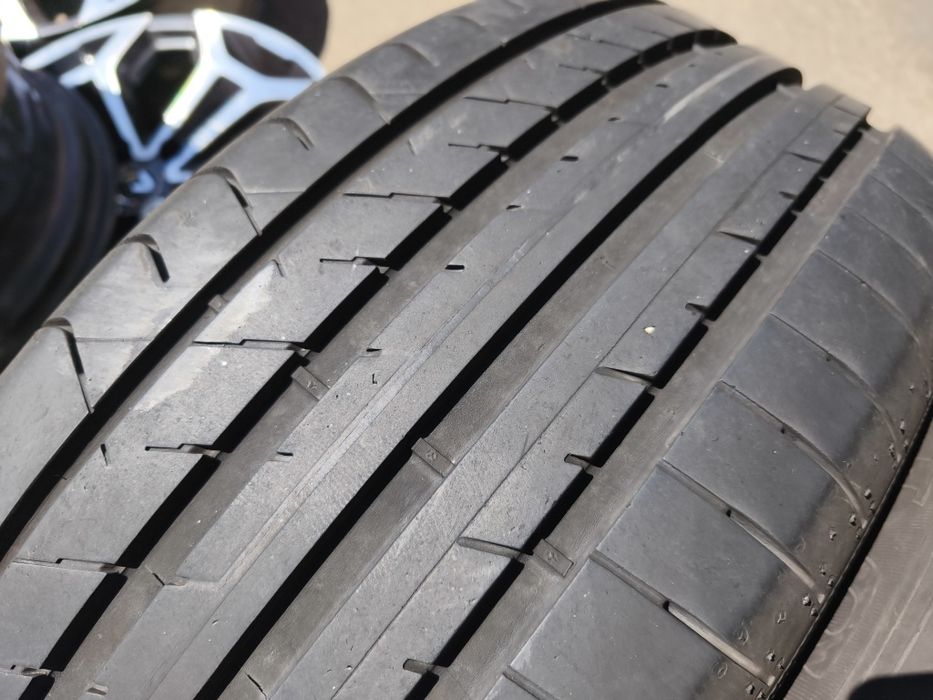 225/55/17" 2бр Dunlop sport,dot5122,7mm