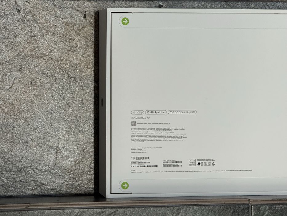 Macbook Air 15-inch M4 16/256GB Sky Blue/ Nou, Sigilat