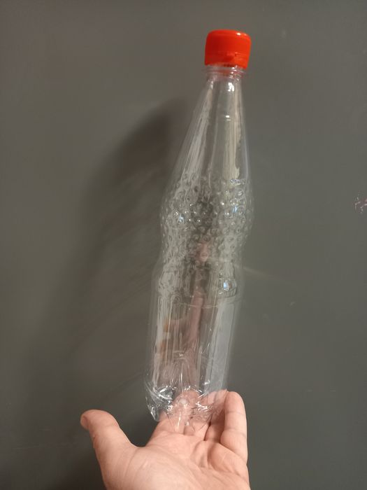 Producator sticle PET caut colaboratori