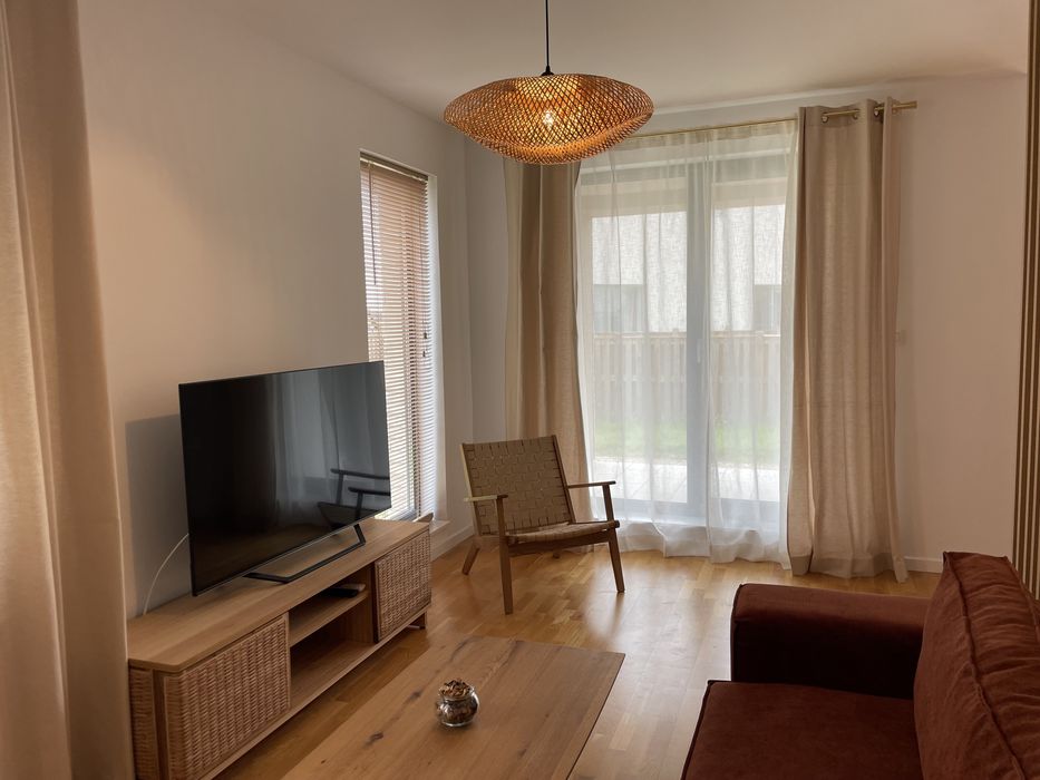 Casă de vânzare – 4 camere, în complexul Liziera de Lac, Bucuresti