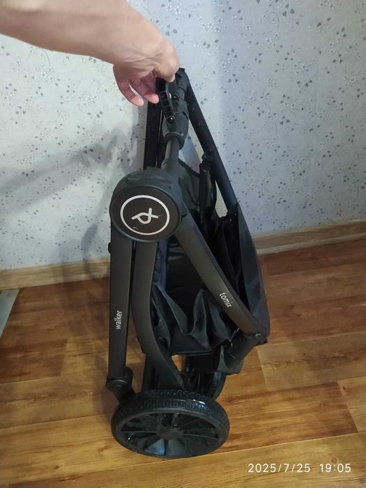 Детская коляска-трансформер (3 в 1) б/у