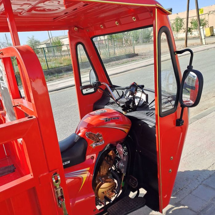 Мотоцикл Лочин новий