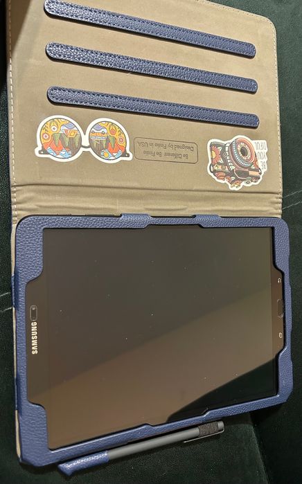 Таблет SAMSUNG с писалка и клавиатура