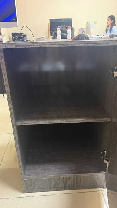 Офисный стол продам