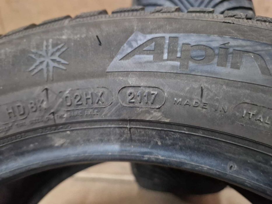 2 Michelin R17 225/55
зимни гуми
DOT2117