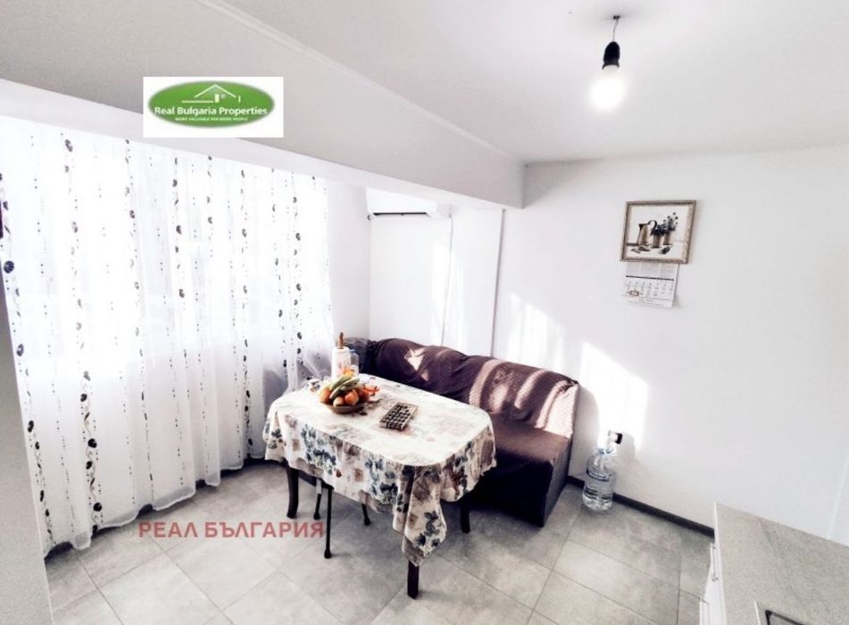 Продава се Двустаен апартамент в Русе, Център - 62 кв.м за 1257 €/кв.м - Снимка #6