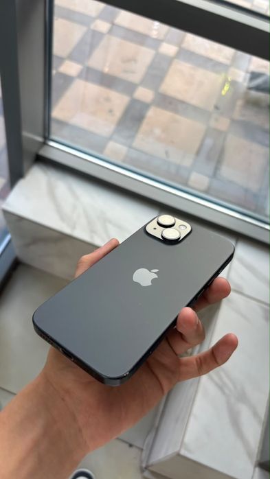 iPhone 15 Black Titanuim
