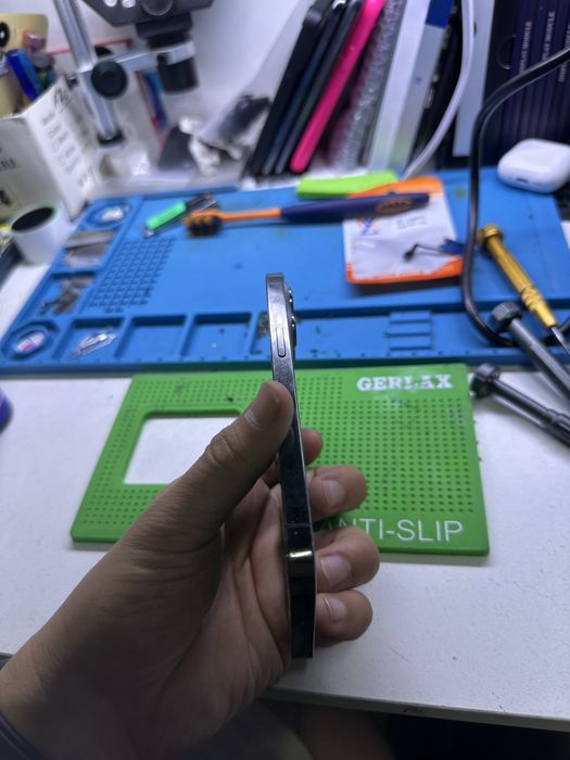 Продам Iphone 13 pro
