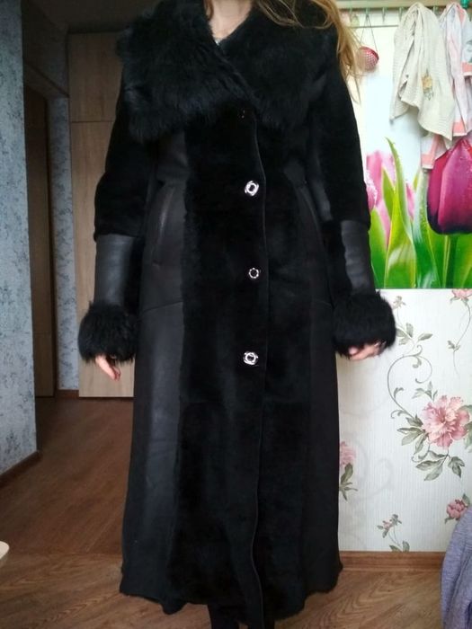 Дублёнка натуральная в отличном состоянии