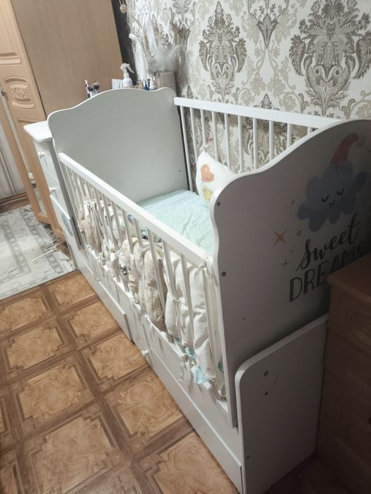 Кровать для новорожденных