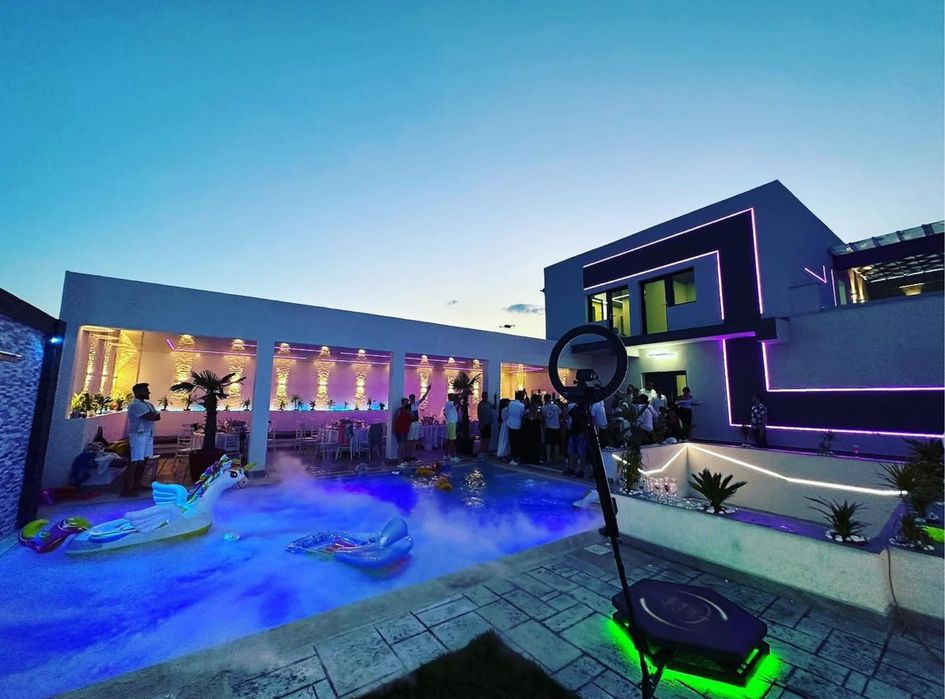 Vila petrecere cu piscina acoperita-majorat-aniversari-Revelion 2026
