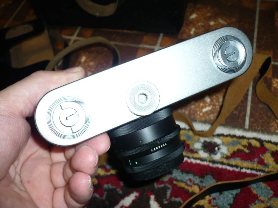 Стар руски фотоапарат Зоркии 4K и кинокамера Quartz 5