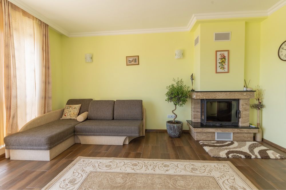 Целогодишен наем 20 мин от Бургас, гледка море с  паркомясто 1100лв