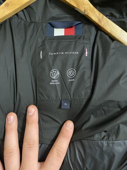 Яке на Tommy Hilfiger