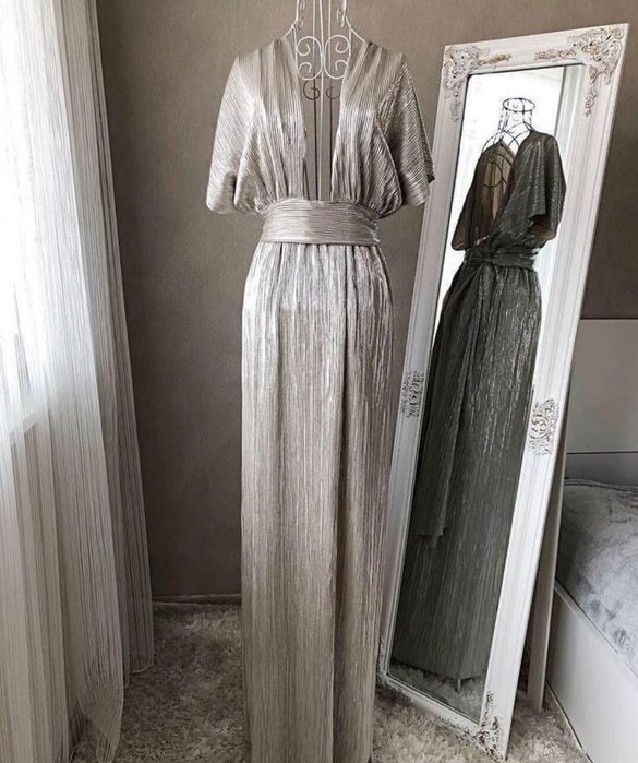 Официална дълга сребриста рокля