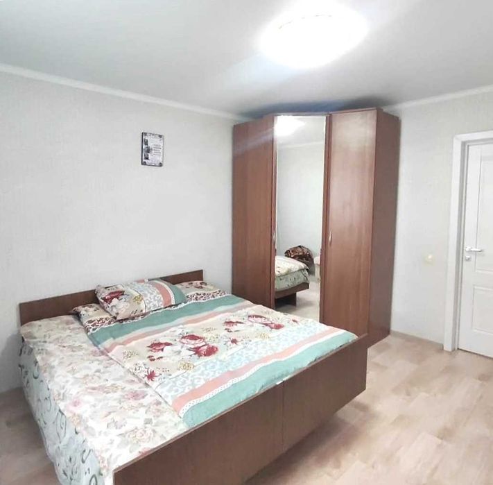 Продам 4х ком кв. 3эт, площь80кв.м. Школьная