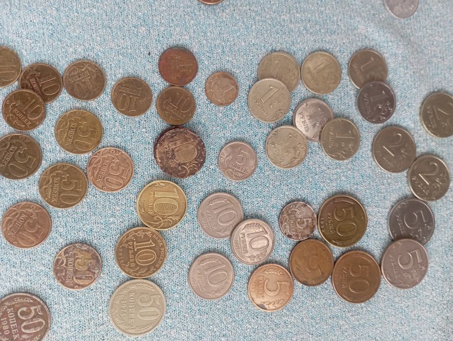 Продам разные ионеты