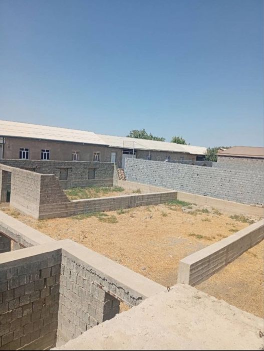 Uchastka sotiladi 15 sotix