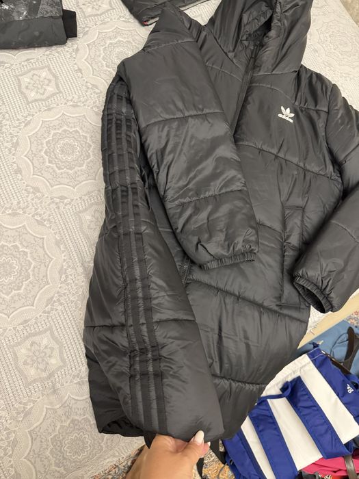 Продам женскую куртку adidas