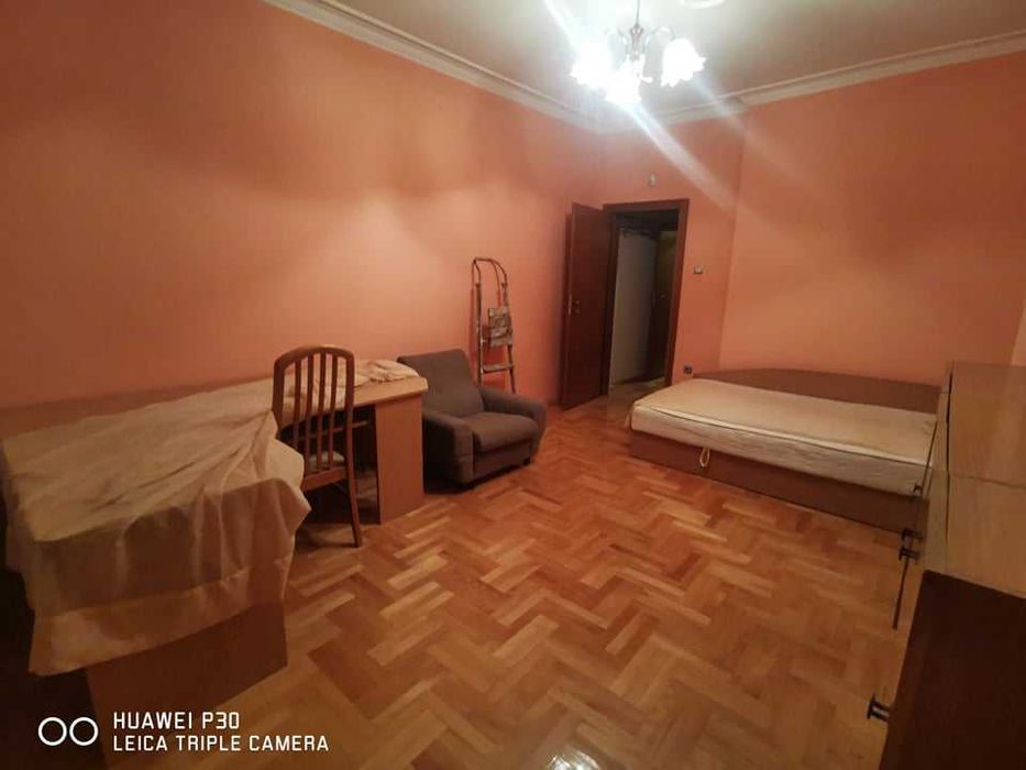 Дава се под наем Тристаен апартамент в София, Оборище - 112 кв.м за 625 € - Снимка #10