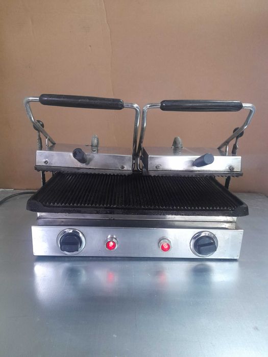Двоен контактен грил; тостер преса