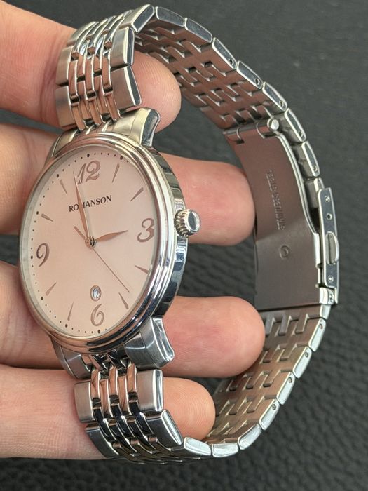 Продаю оригинальные часы Romanson Swiss Quartz.