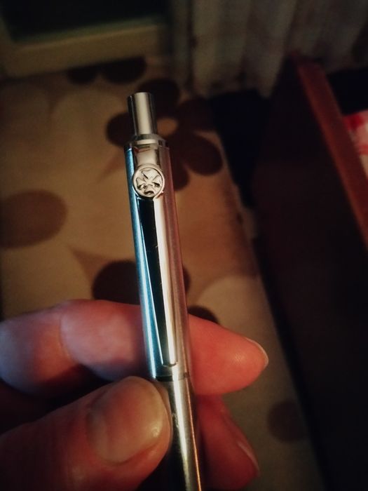 Химикалка Diplomat