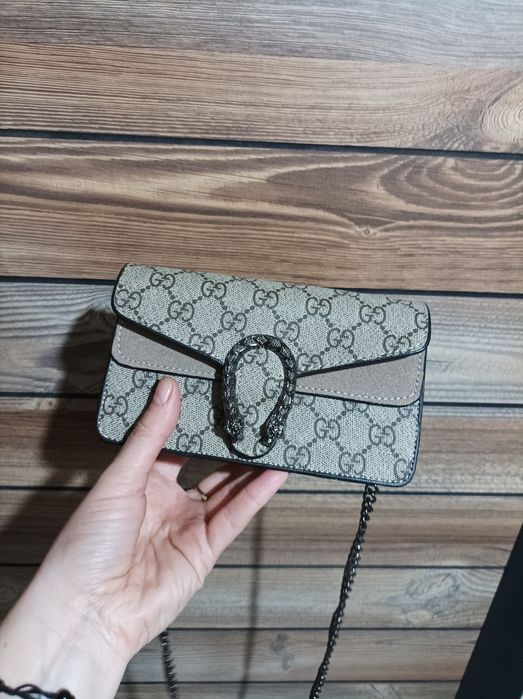 Топ модел дамска чанта