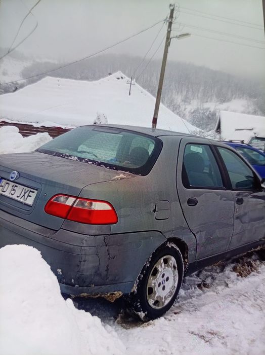 Vând fiat la preț bun