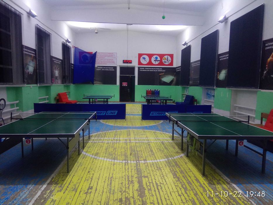 Для детей и взрослых настольный теннис.