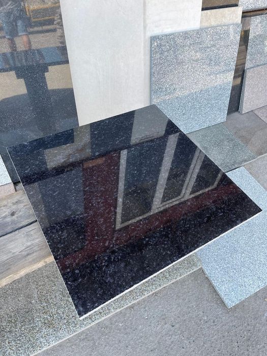 Гранит мрамор травертин перила тумба балясина итд