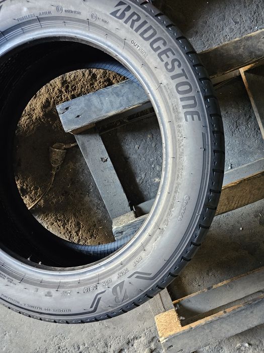 1 anvelopa vara 235 50 19 Bridgestone Aleanza